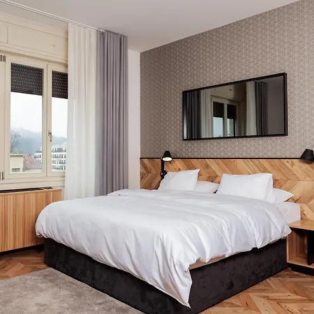 Urban Boutique Hotel Center-2